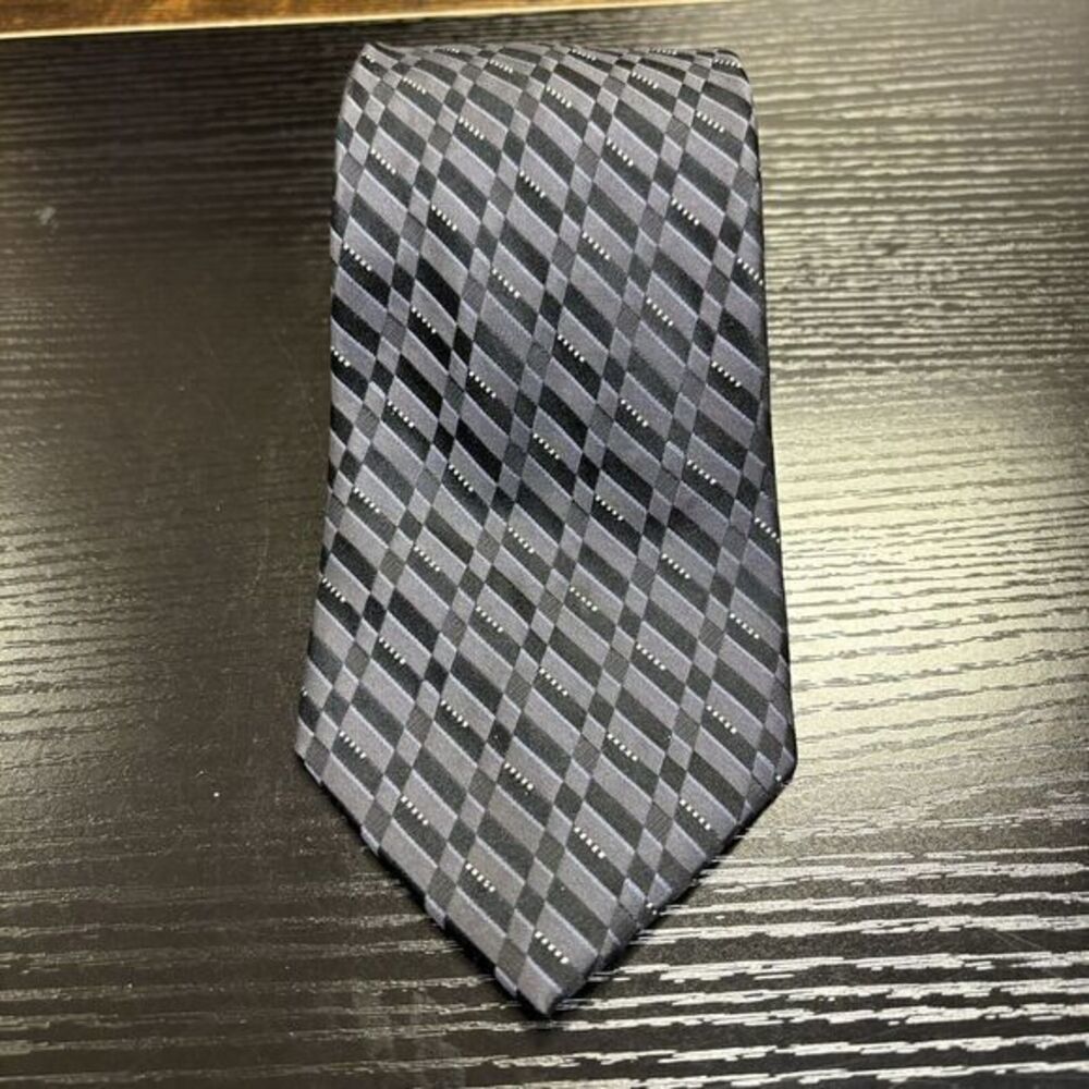 Perry Ellis Portfolio 100%‎ Silk Men's Neck Tie Black Gray Geometric Made In USA